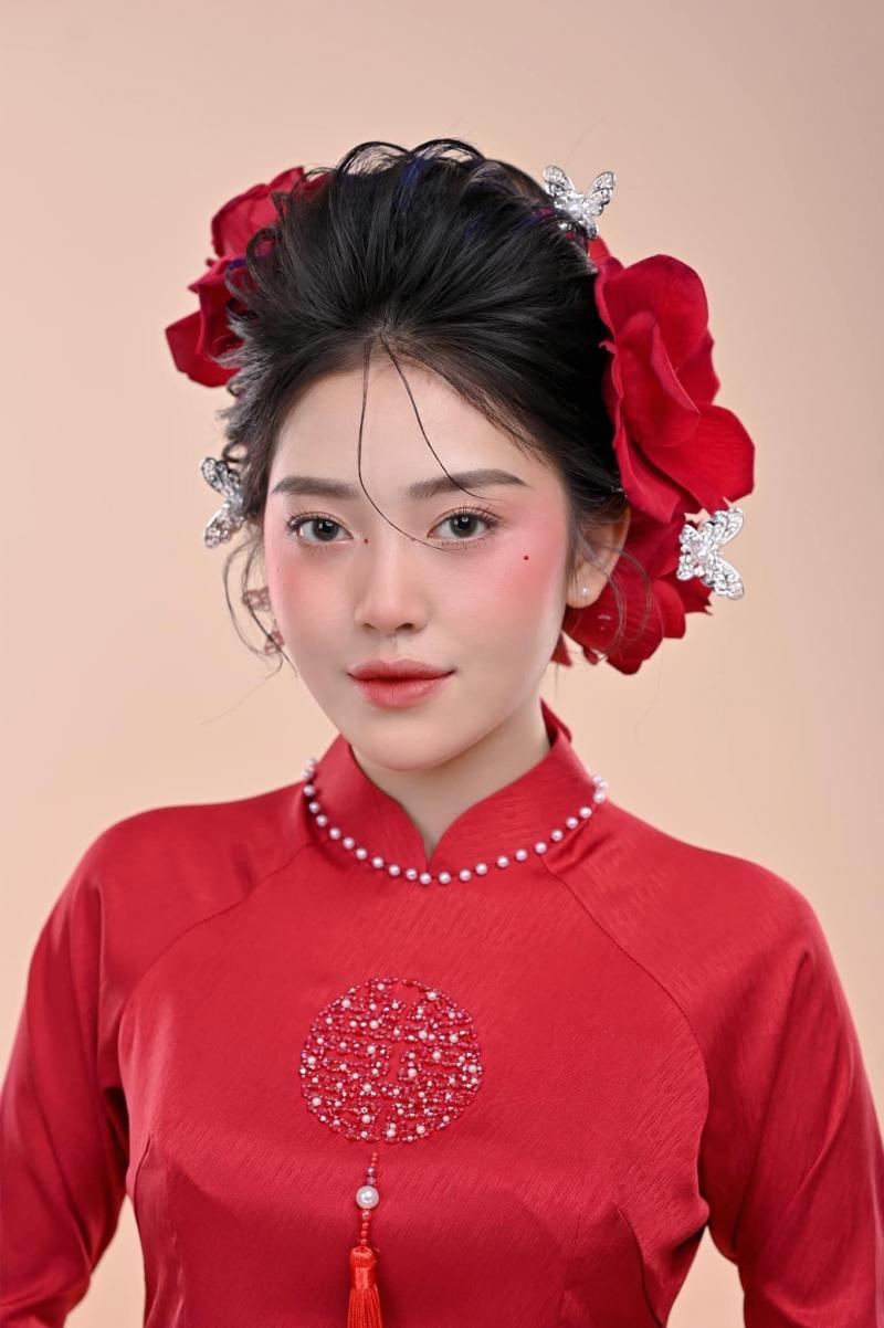 Ánh Vũ Makeup Artist