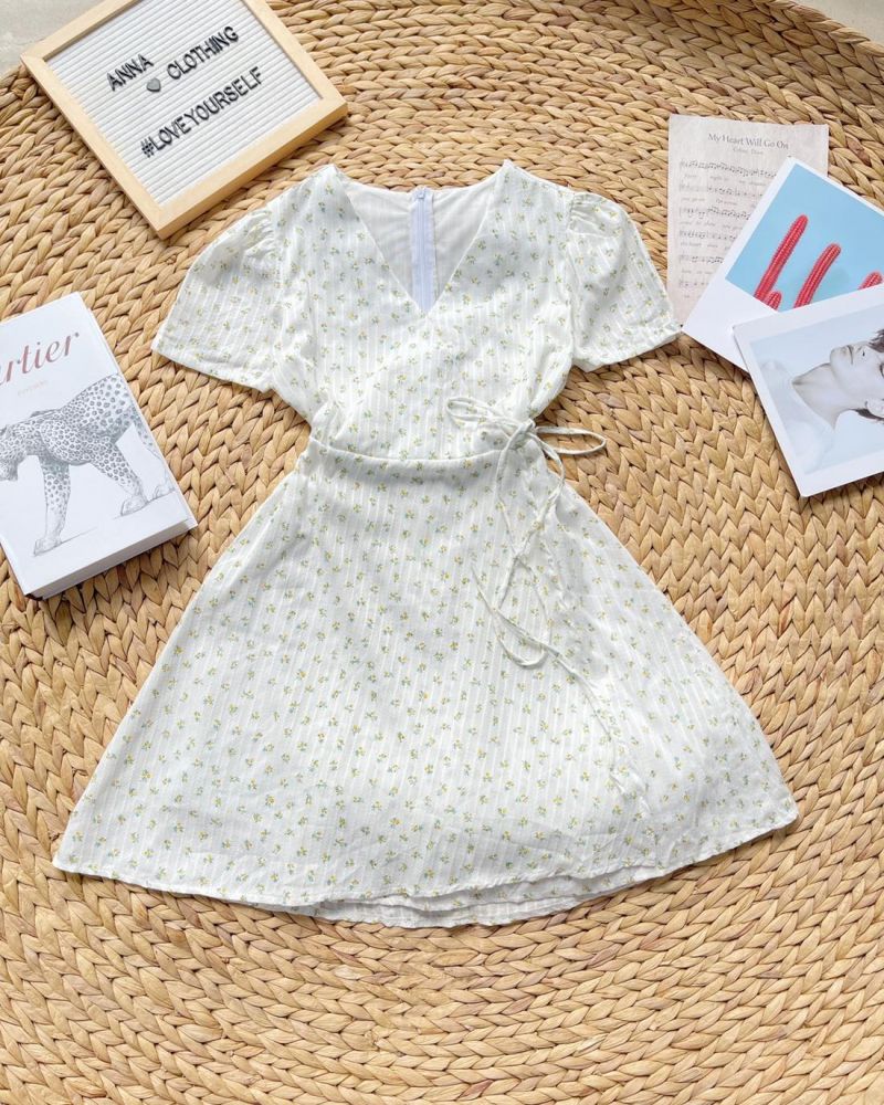 Anna Clothing