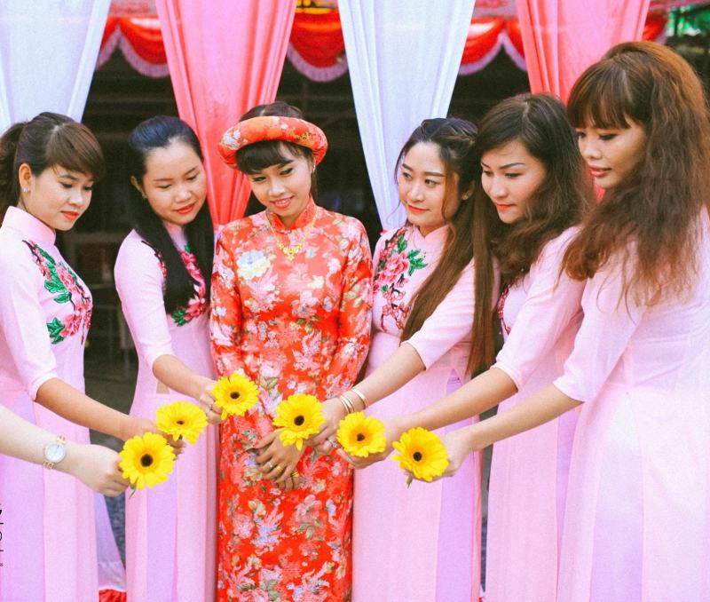 Áo cưới Ánh Dương