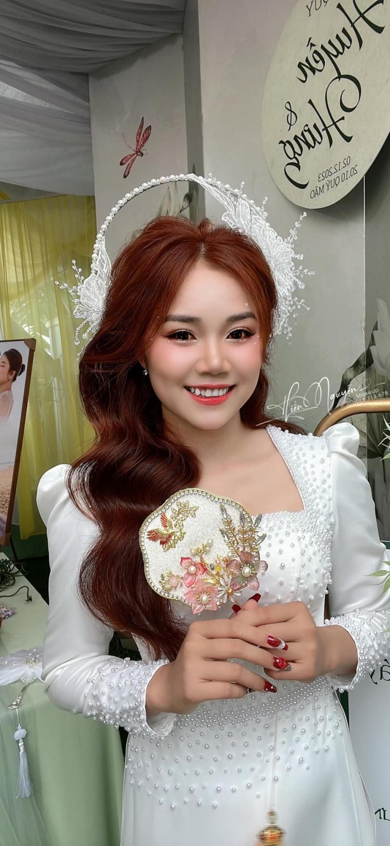 Áo cưới Hoa Anh