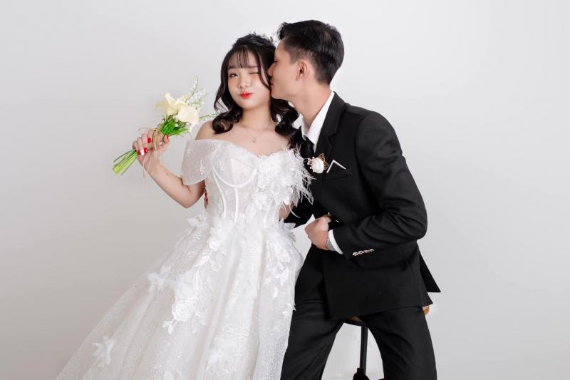 Áo cưới Cherry