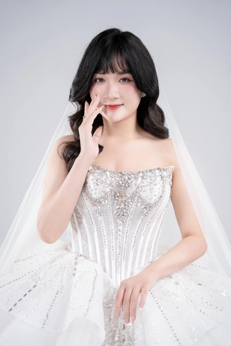 Áo cưới Hiển Lê