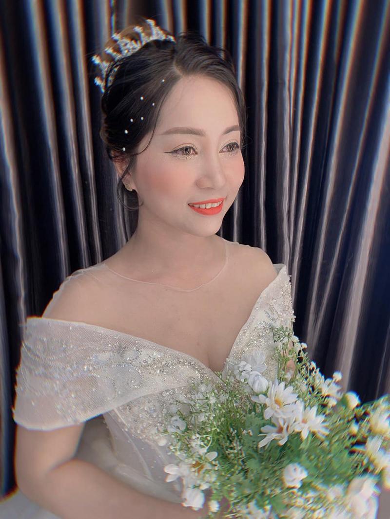 Áo cưới Hoàng Lê 2