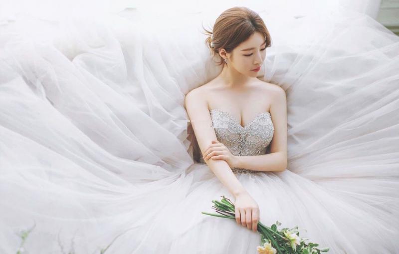 Áo cưới Hoàng Lê 2