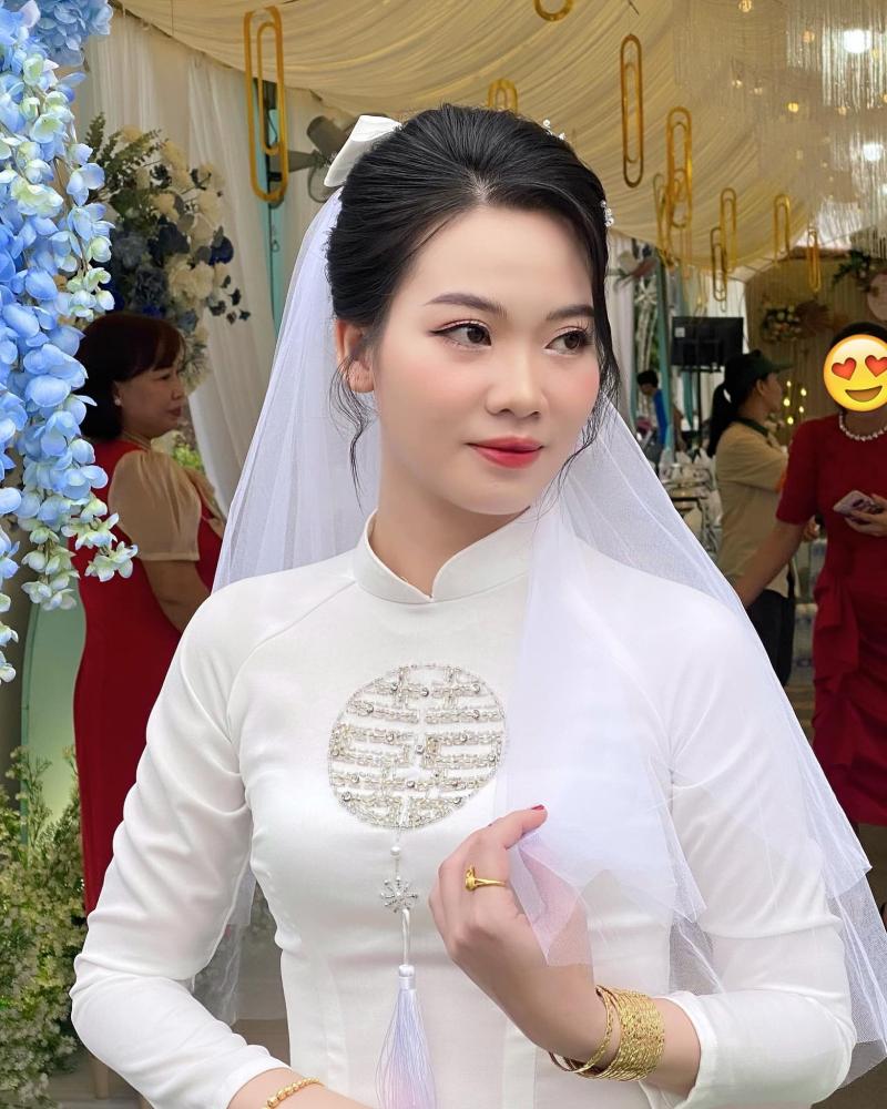 Áo cưới Huỳnh Lộc
