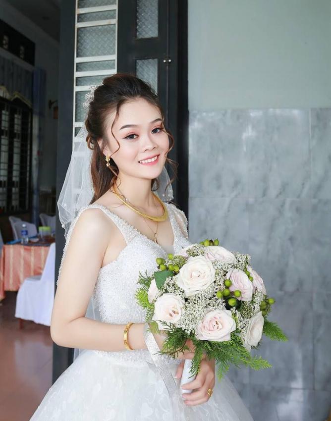 Áo Cưới Thùy Dung