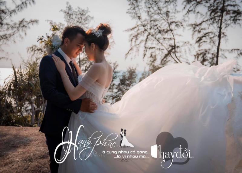 Áo cưới Tuyền Thuỵ