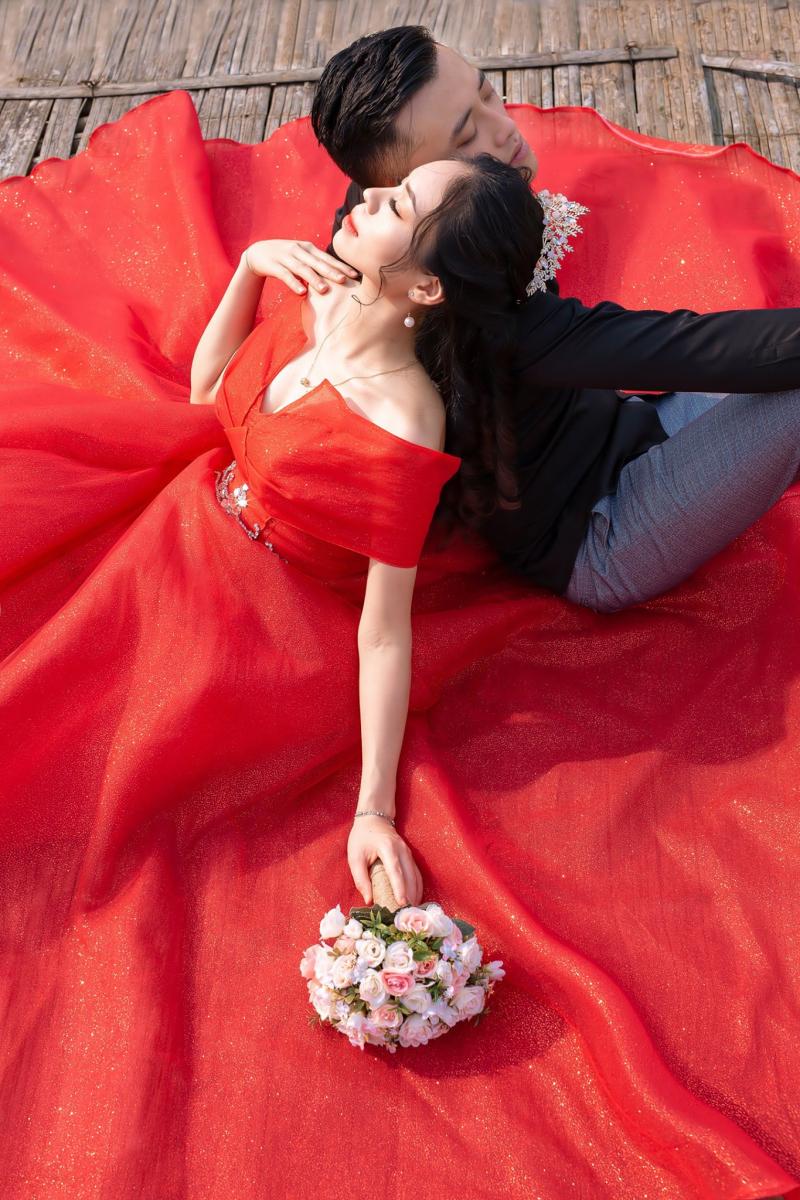 Áo cưới Victoria