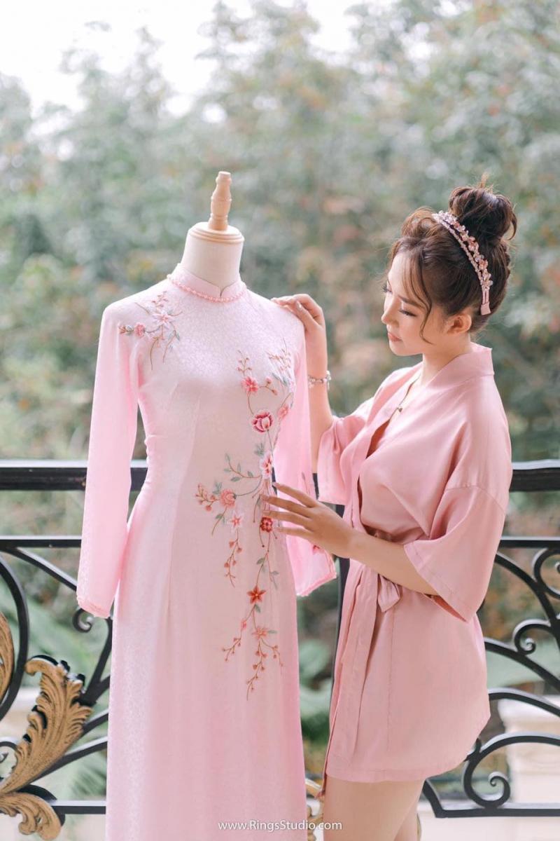 Áo dài Hồng Hà