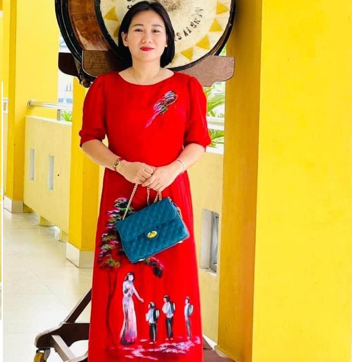 Áo dài  tại Hữu Lộc