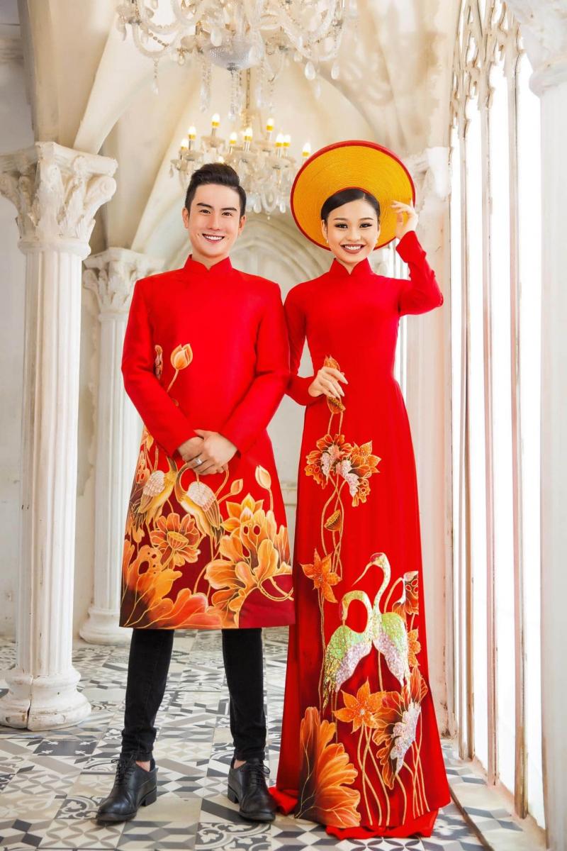 Áo dài Mỹ Hạnh luôn có sự mới lạ riêng.