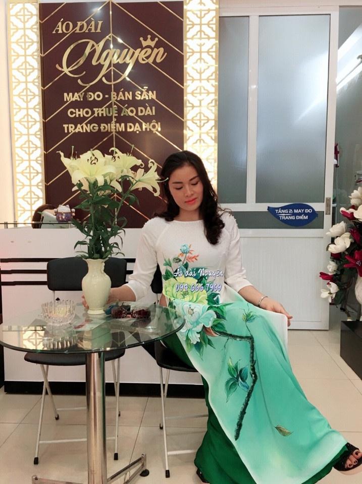 Áo dài Nguyên