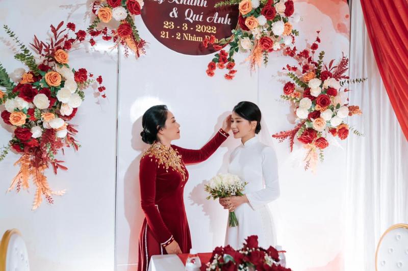 Áo dài Sona Nguyễn