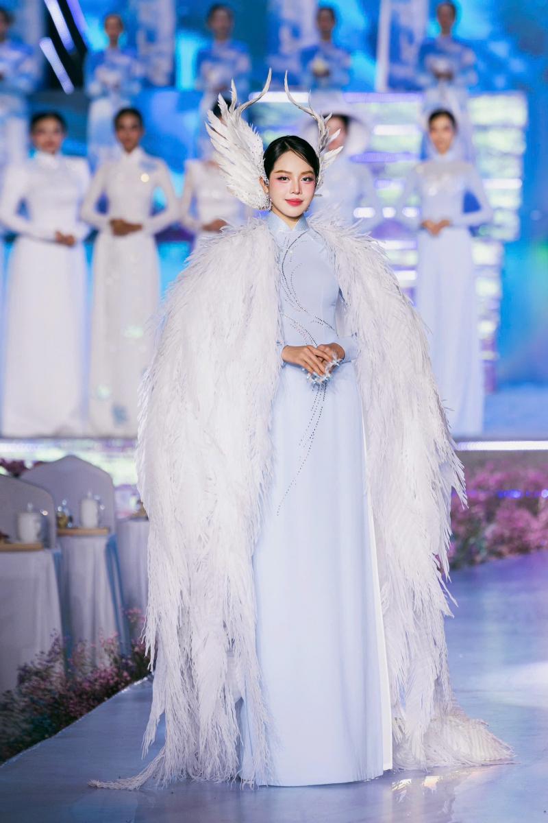 Áo Dài Song Toàn