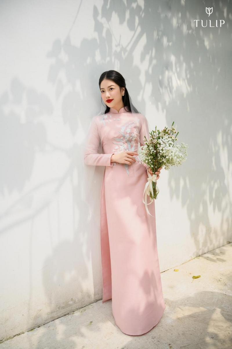 Áo dài thêu tay Tulip