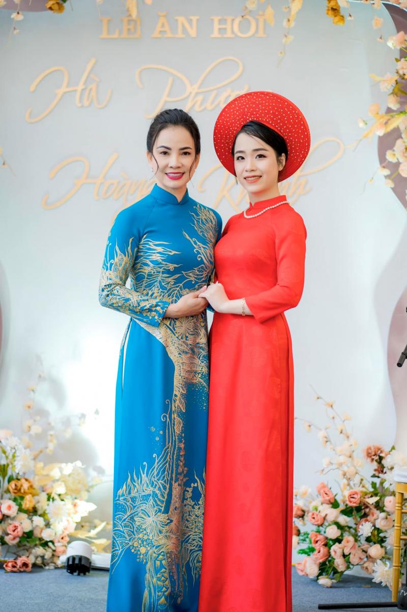Áo dài Thu Liễu