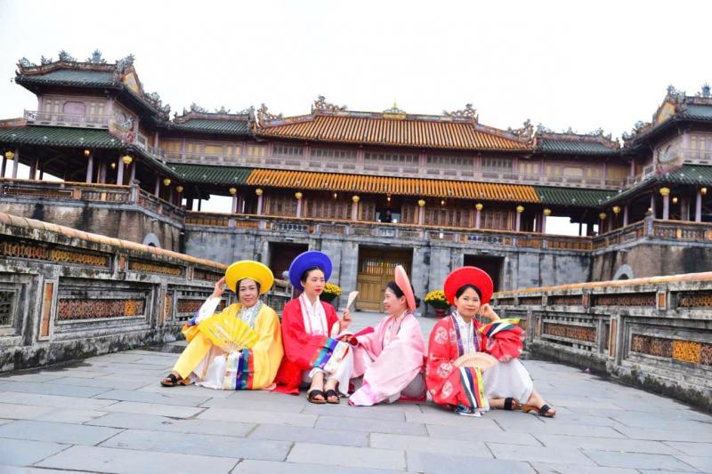 Áo Dài Trâm Anh Huế