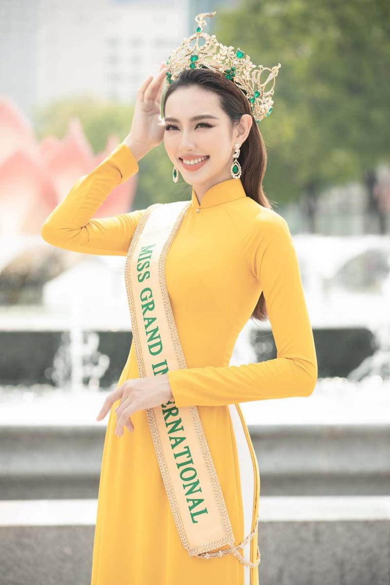 Áo dài Việt Nam