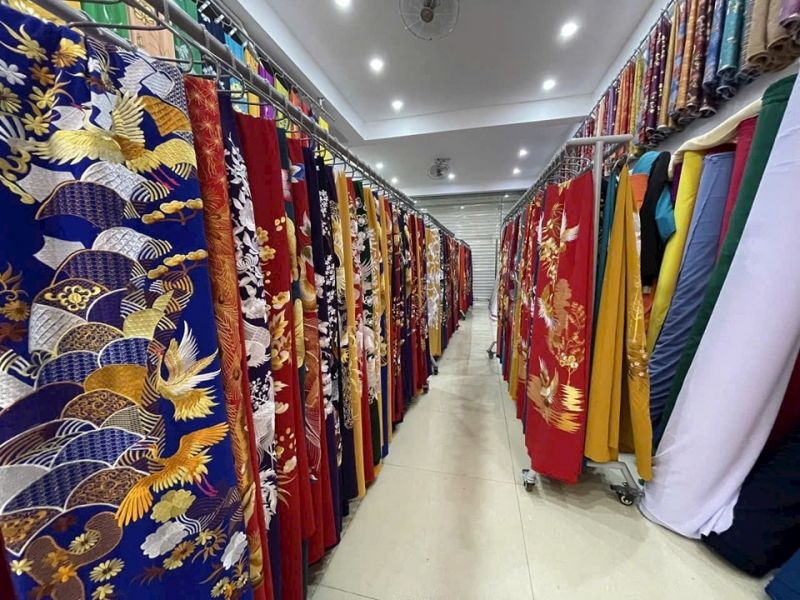Áo Dài Xứ Huế