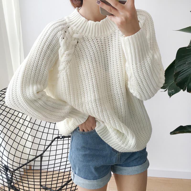 Áo len dày rộng + quần short thoãi mái, trẻ trung