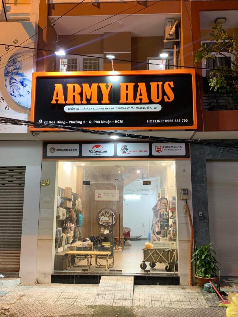 Armyhaus