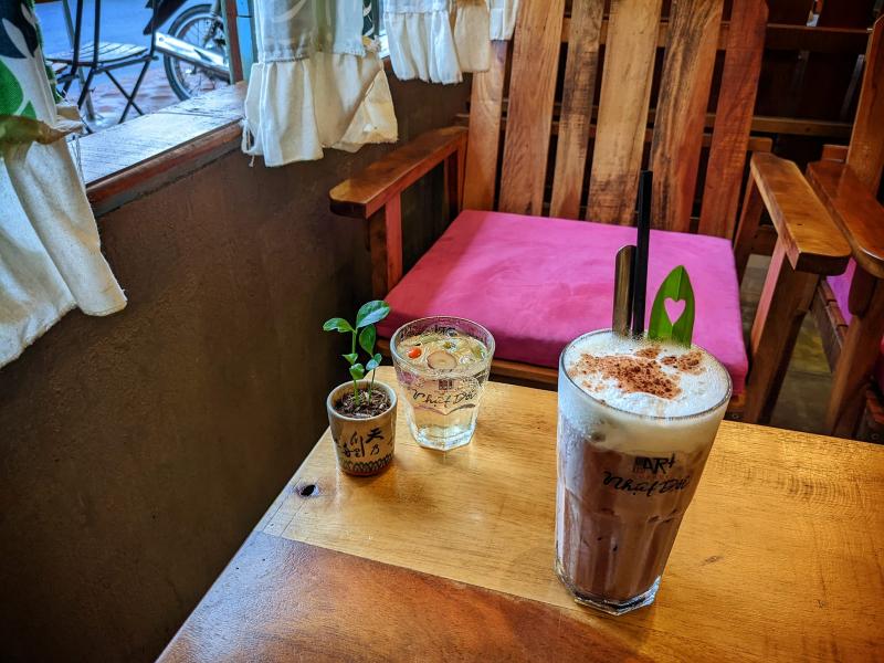 Art Coffee Nhiệt Đới