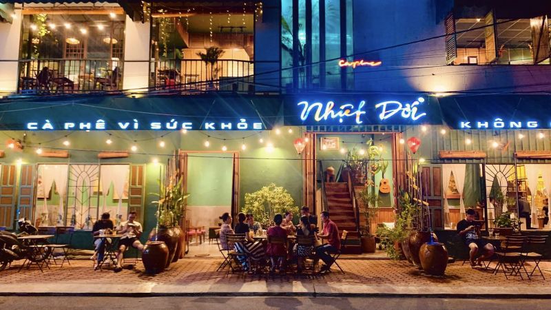 Art Coffee Nhiệt Đới
