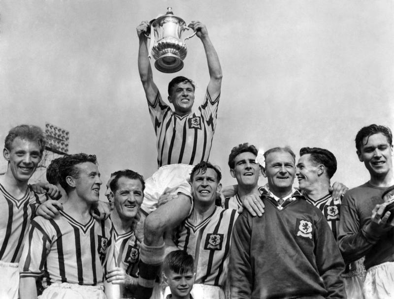 Aston Villa vô địch fa cup