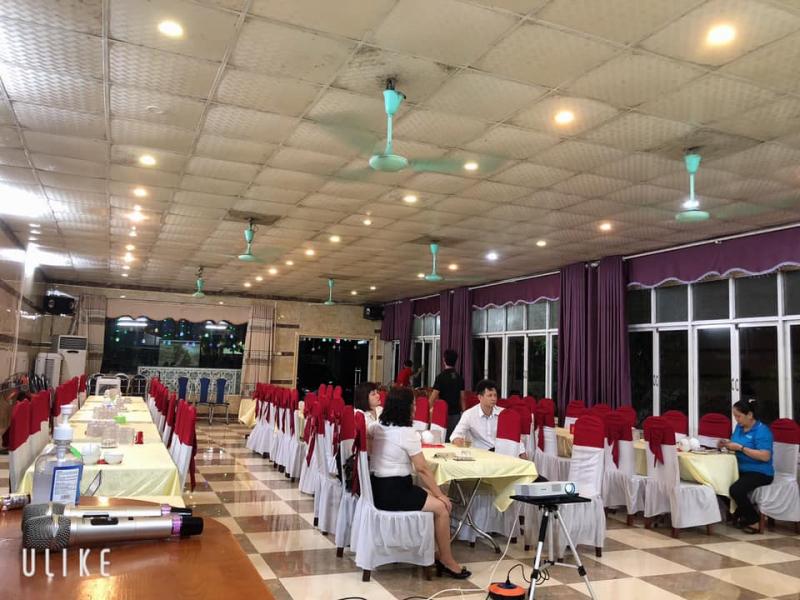Âu Cơ Restaurant