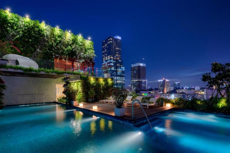 Au Lac Legend Hotel