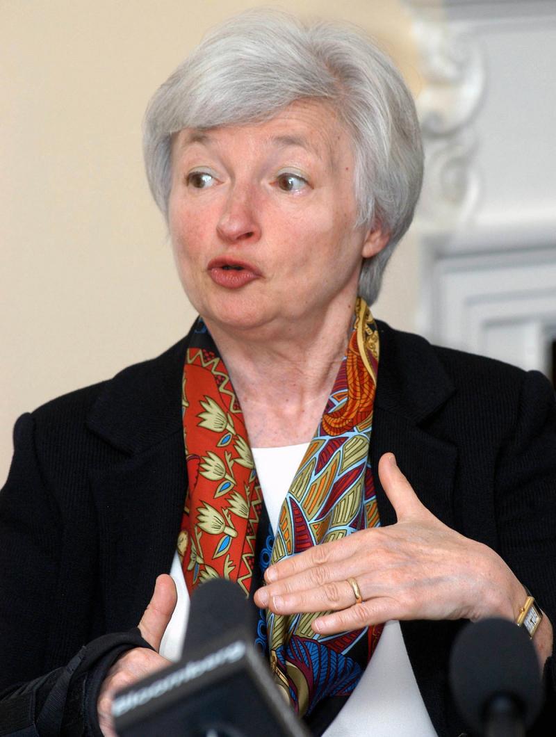 Bà Janet Yellen là người phụ nữ đầu tiên giữ 3 chức vụ quyền lực nhất Hoa Kỳ