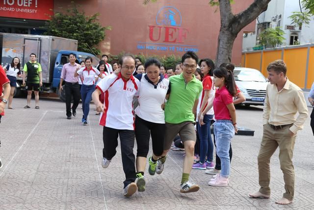 Ba người bốn chân