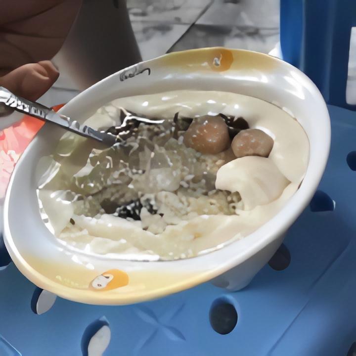 Quán còn bán thêm nhiều món khác như tào phớ,..