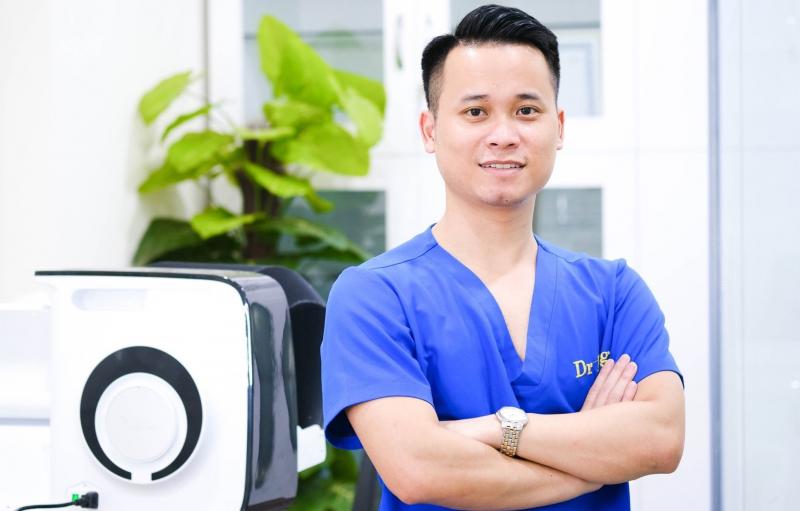 Bác sĩ da liễu Nguyễn Mạnh Hưng