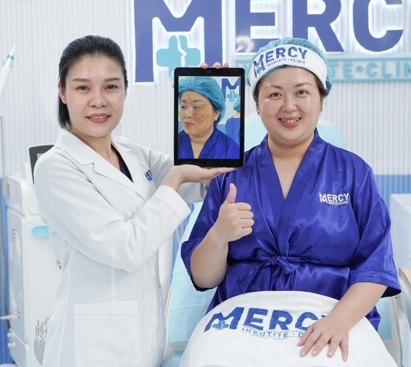 Bác sĩ da liễu Vũ Phương Anh