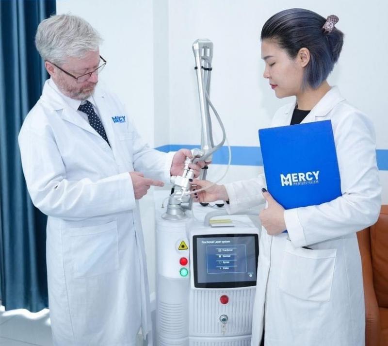 Bác sĩ da liễu Vũ Phương Anh