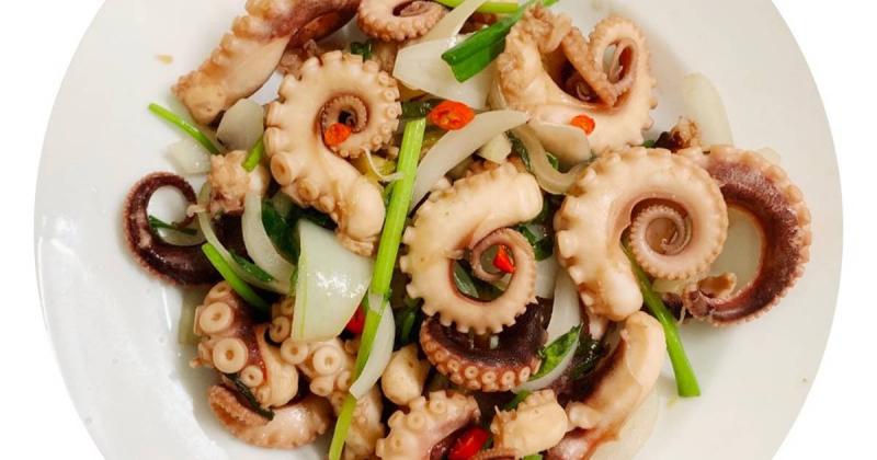 Bạch tuộc hấp xì dầu