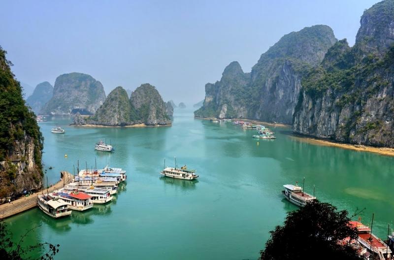 Biển Bãi Cháy