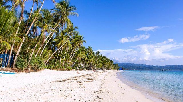 Bãi biển Borocay