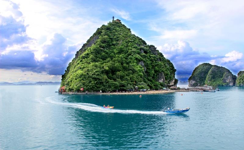 Bãi biển Ti - Tốp