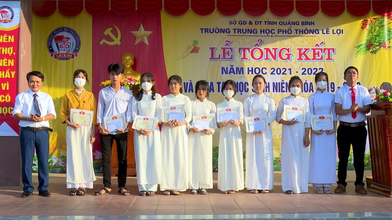 Bài phát biểu tổng kết năm học của giáo viên THPT - bài số 7