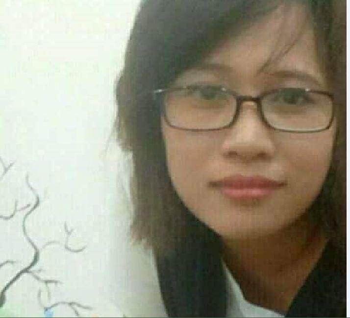 Ảnh chân dung nhà thơ Dạ Quỳnh
