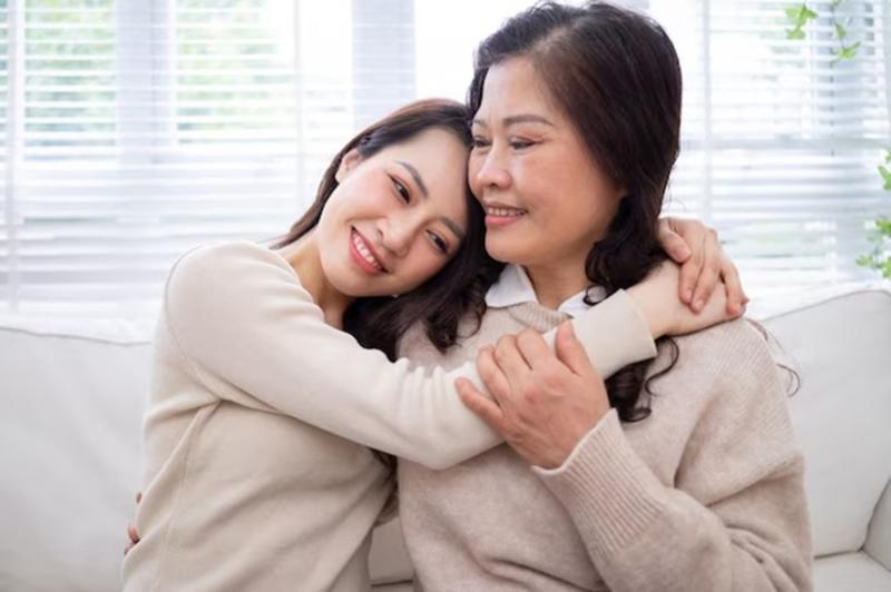 Lòng thành dâng mẹ tách trà vu lan