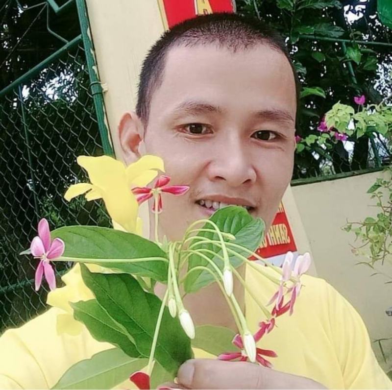 Ảnh chân dung nhà thơ Thiên Phú