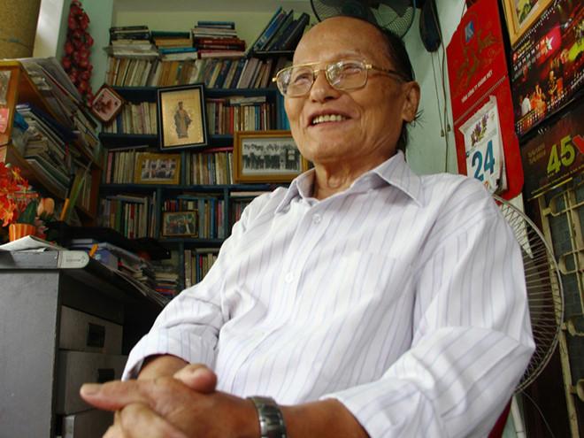 Nhà thơ Giang Nam