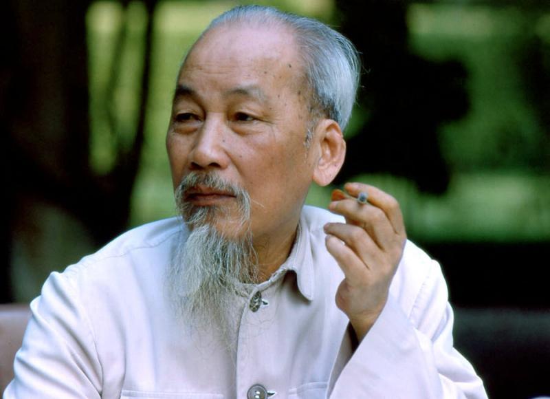 Ảnh chân dung bác Hồ (nguồn Internet)