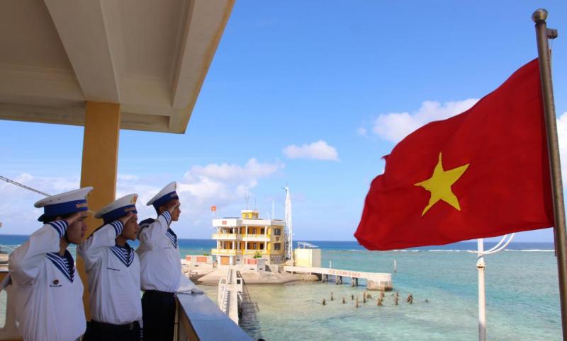 Bài thơ hay về biển đảo