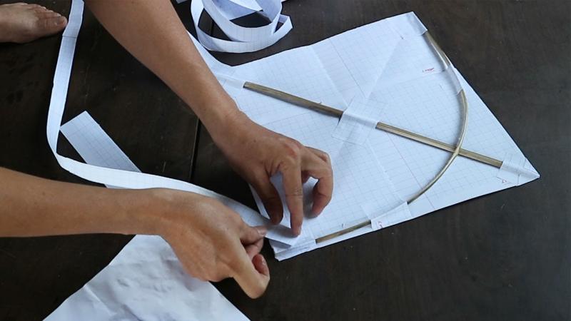 Bài văn thuyết minh về cách làm diều giấy số 8