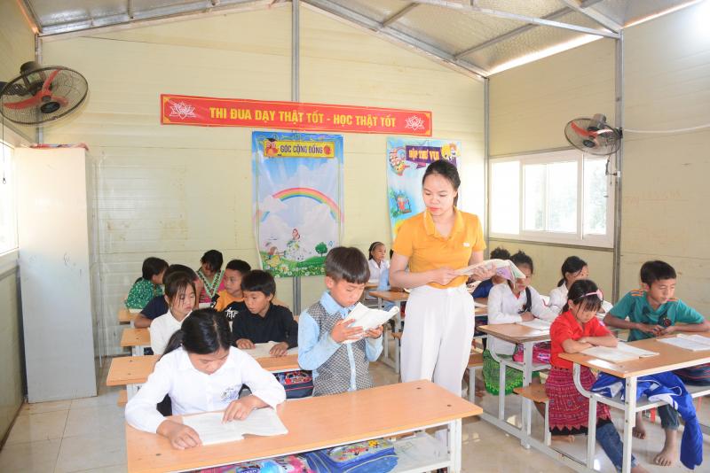 Bài văn viết về cách thể hiện bản thân trong môi trường học đường số 3