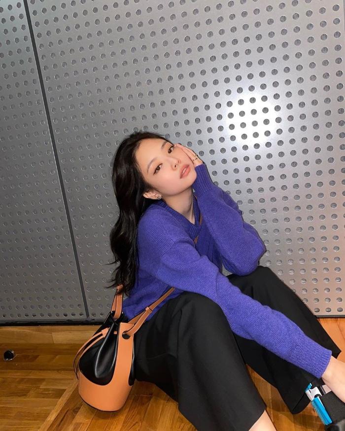 Jennie x Balloon Bag